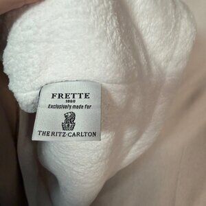 FRETTE Spa Robe exclusively made for The Ritz-Carlton, Medium, Unisex